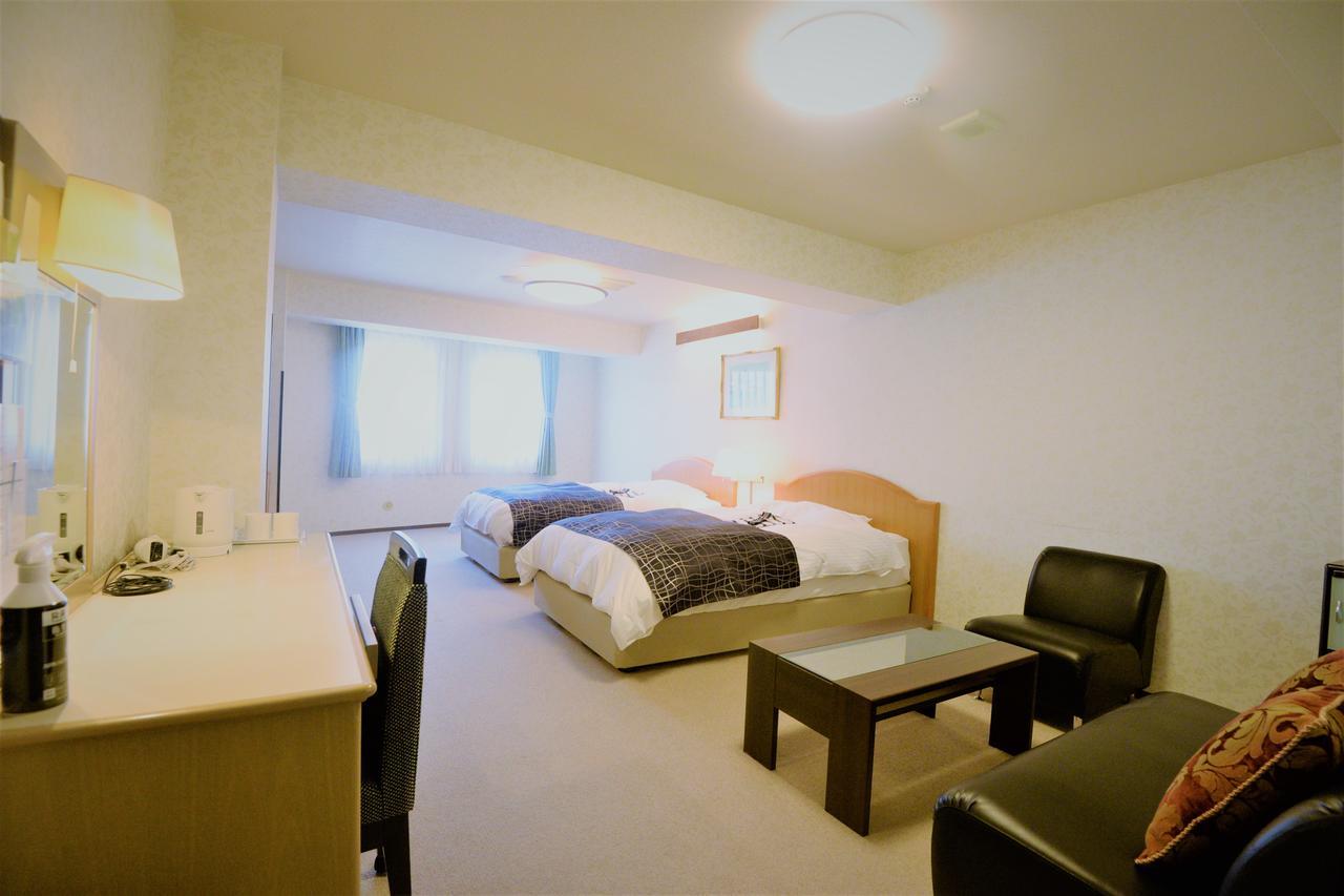 Apa Hotel Sagamihara Kobuchi Ekimae Buitenkant foto